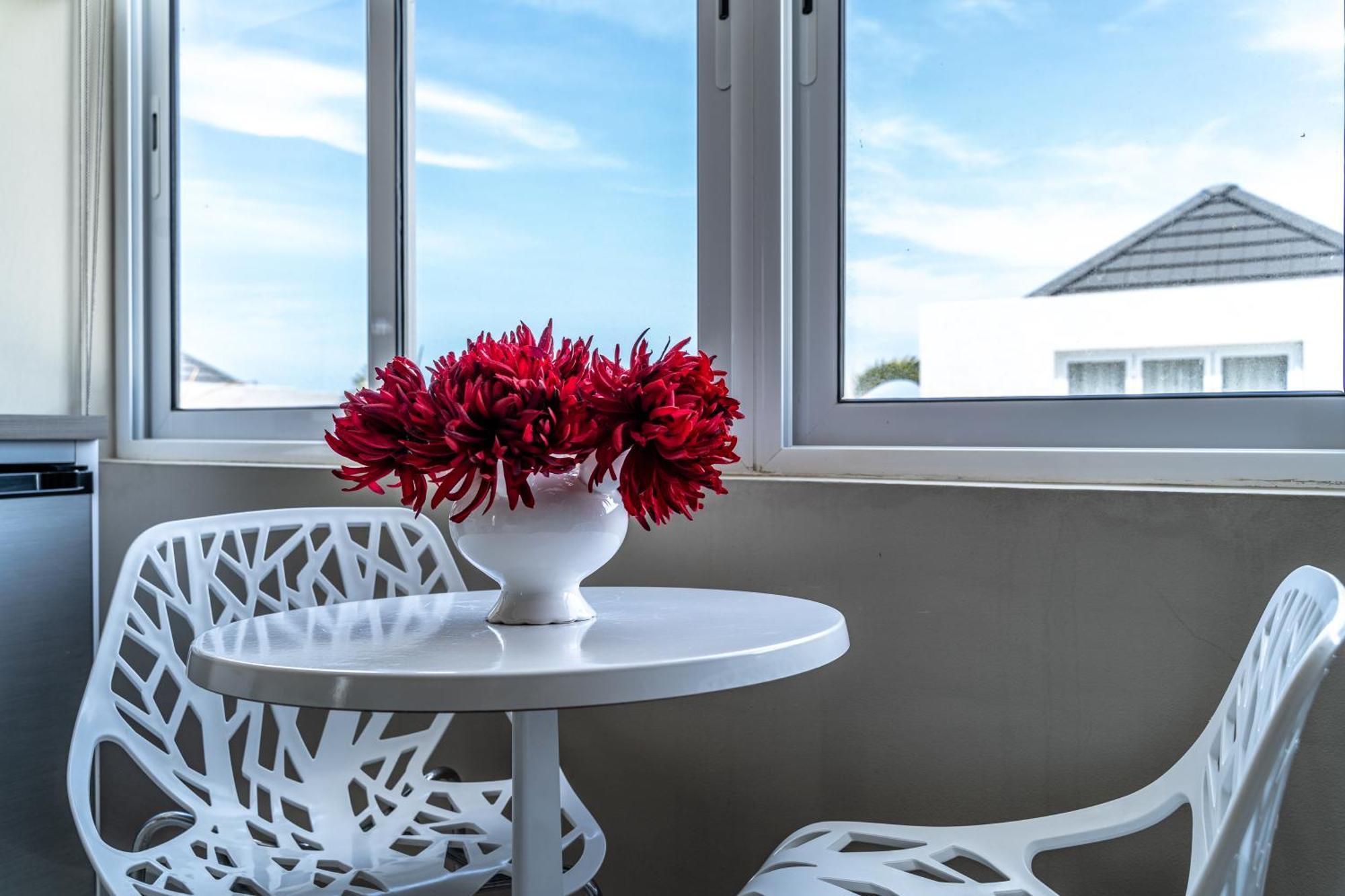 Ocean Z Boutique Hotel Palm Beach Zewnętrze zdjęcie